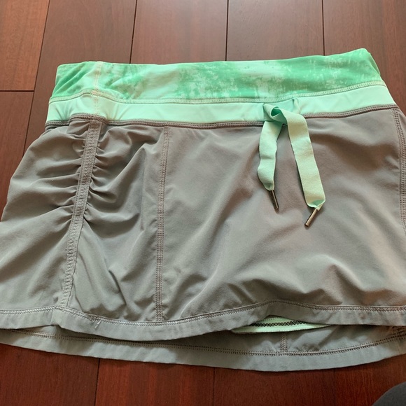 ▪️Lululemon▪️Run:Energy Skirt - Picture 5 of 7